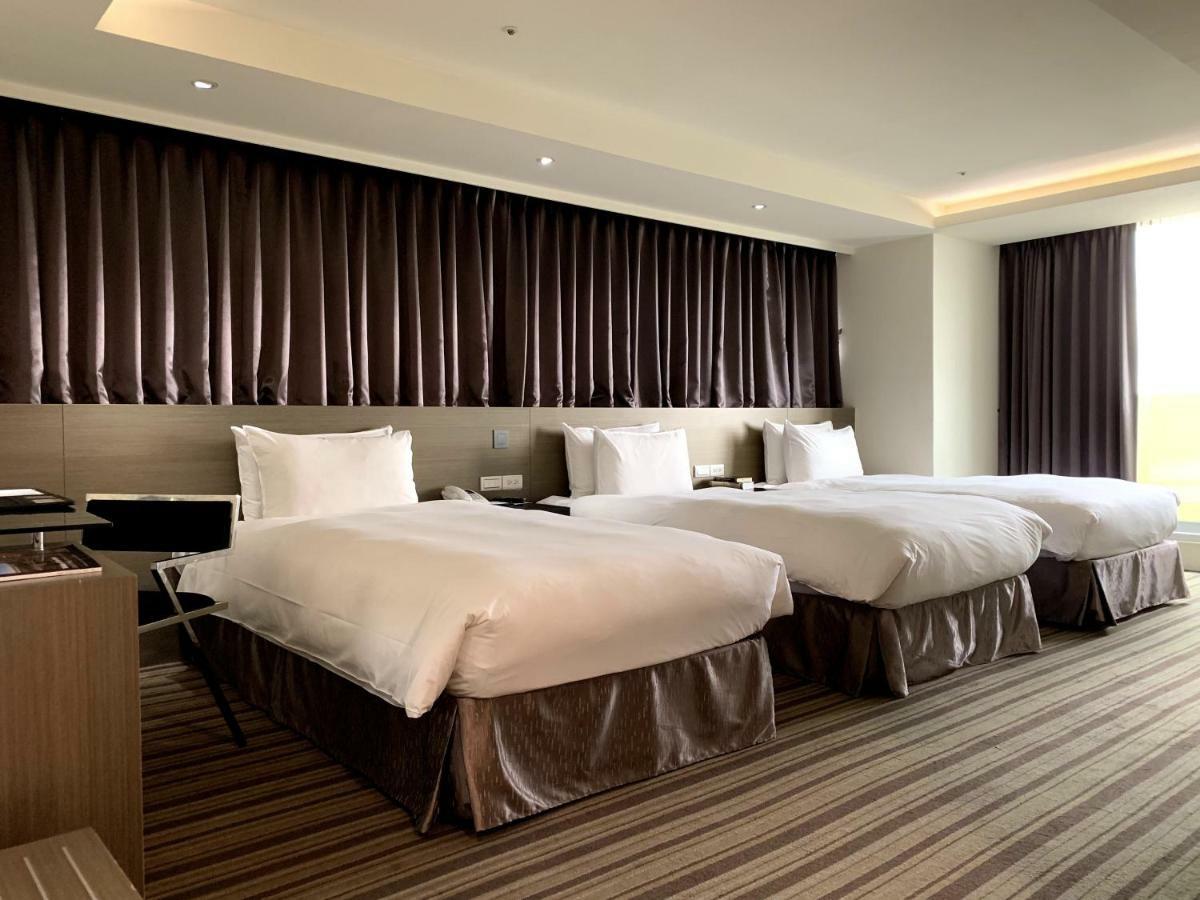 De Reve Express Hotel Chiayi City Exterior photo